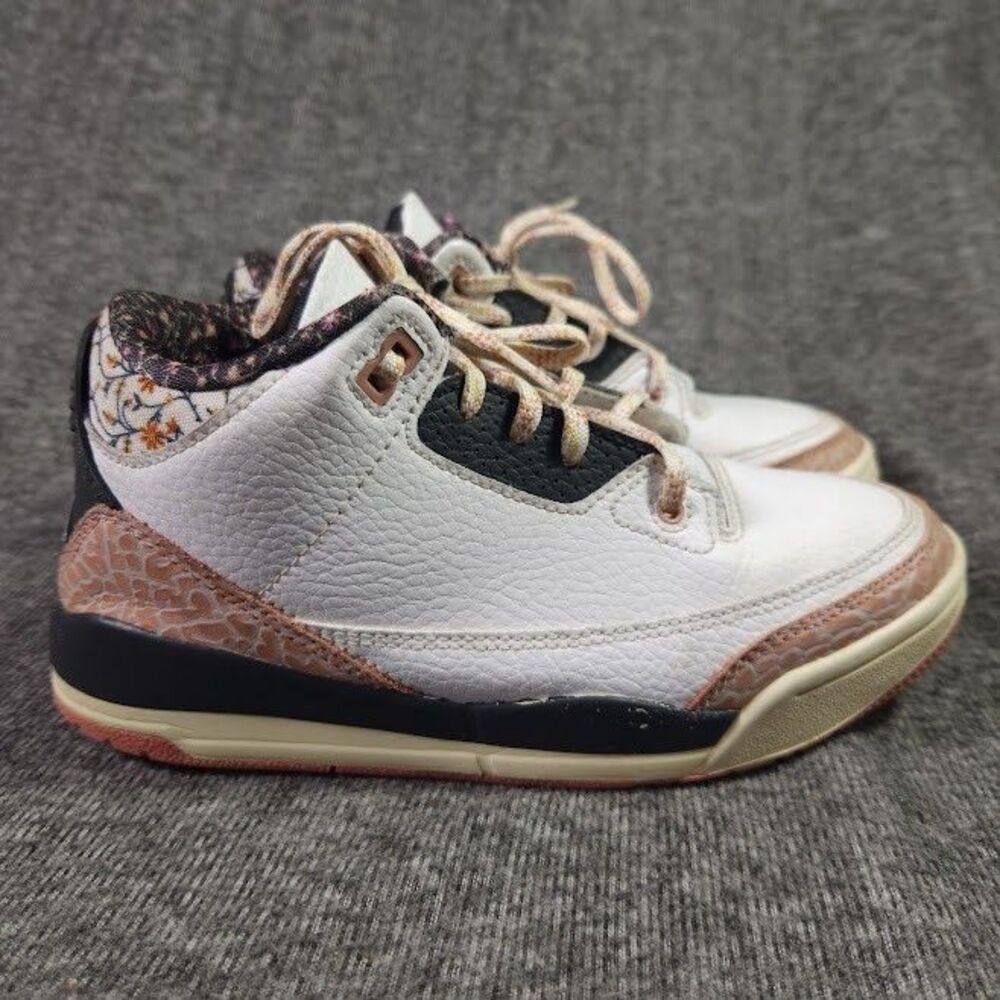 Nike Air Jordan 3 Retro Vintage Floral FQ9174-100 Size 2.5Y